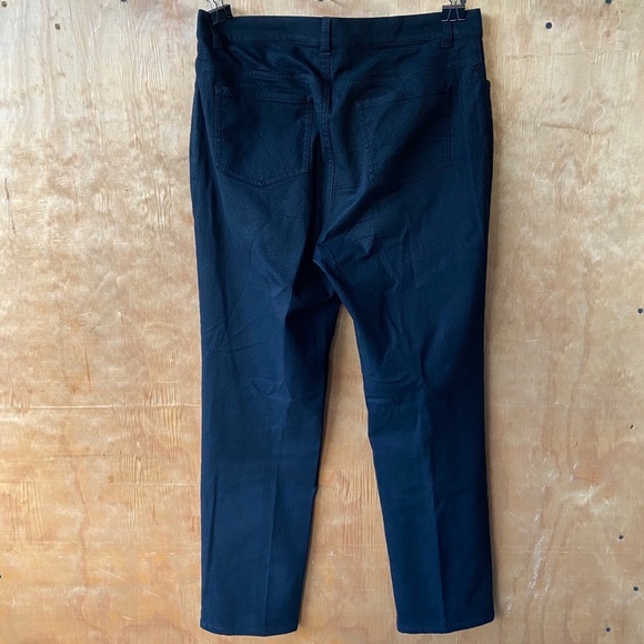 Lafayette 148 Black Animal Print Tapered leg Pant - Picture 6 of 11